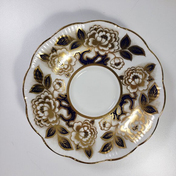 Royal Albert Vintage China Gold Trim Tea Cup Saucer, Excellent Condition - Picture 4 of 9